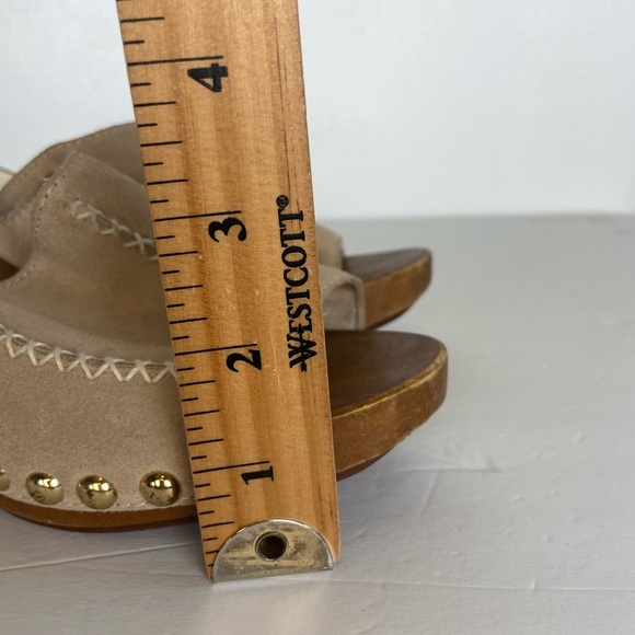 Michael Kors Y2K Wool Studded Block Heels Sandals Size 9.5 M Beige Suede Retro - Picture 7 of 11